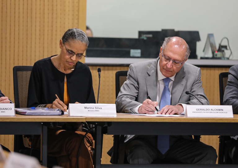 Ministra Marina Silva participa de relançamento do Fundo Clima com presidente em exercício Geraldo Alckmin